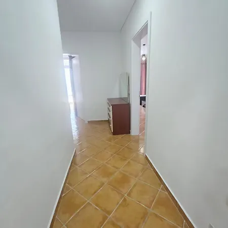 Spacious Sea View Apartment Sarande