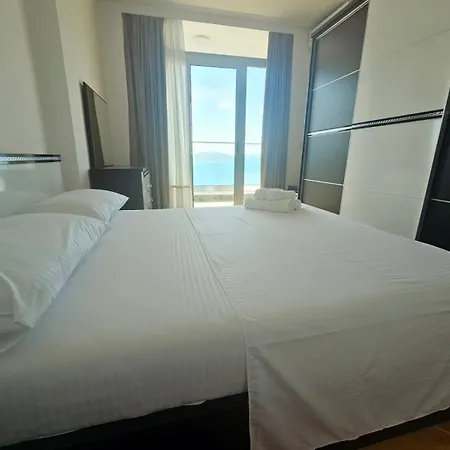 Apartment Spacious Sea View Sarande