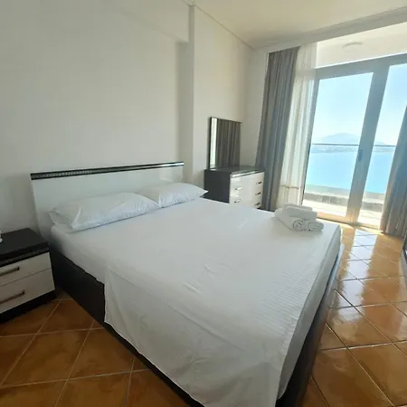 Spacious Sea View Apartment *