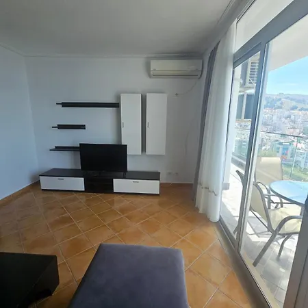 Apartment Spacious Sea View