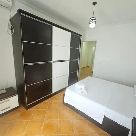 Apartment Spacious Sea View
