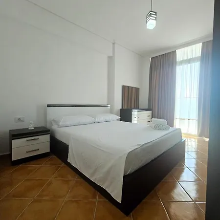 Apartment Spacious Sea View Sarande
