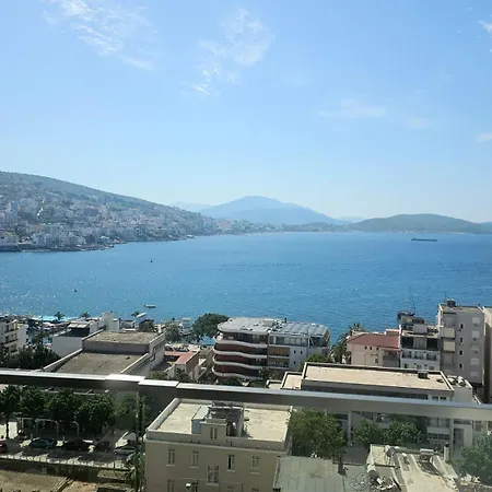 Apartment Spacious Sea View