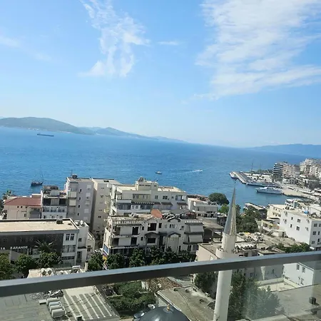 Spacious Sea View Apartment *